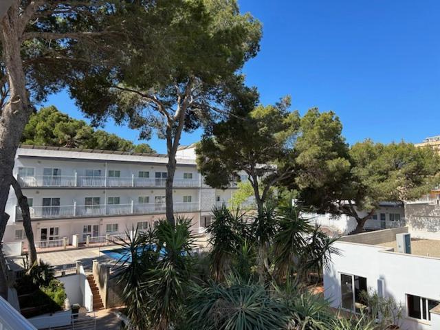 Don Juan Aparthotel *